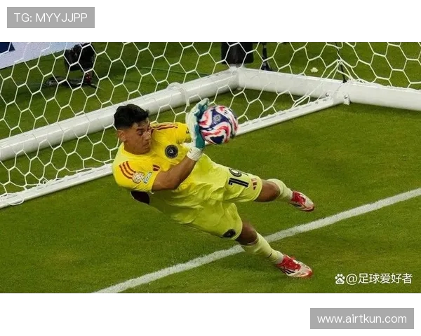 38 岁门神封神！乌斯塔里 8 扑救 + 扑点救主，梅西身后铁闸加冕世俱杯 MVP(1)